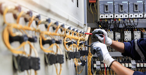 Professional Electrician technician working in Brock Hall, MD